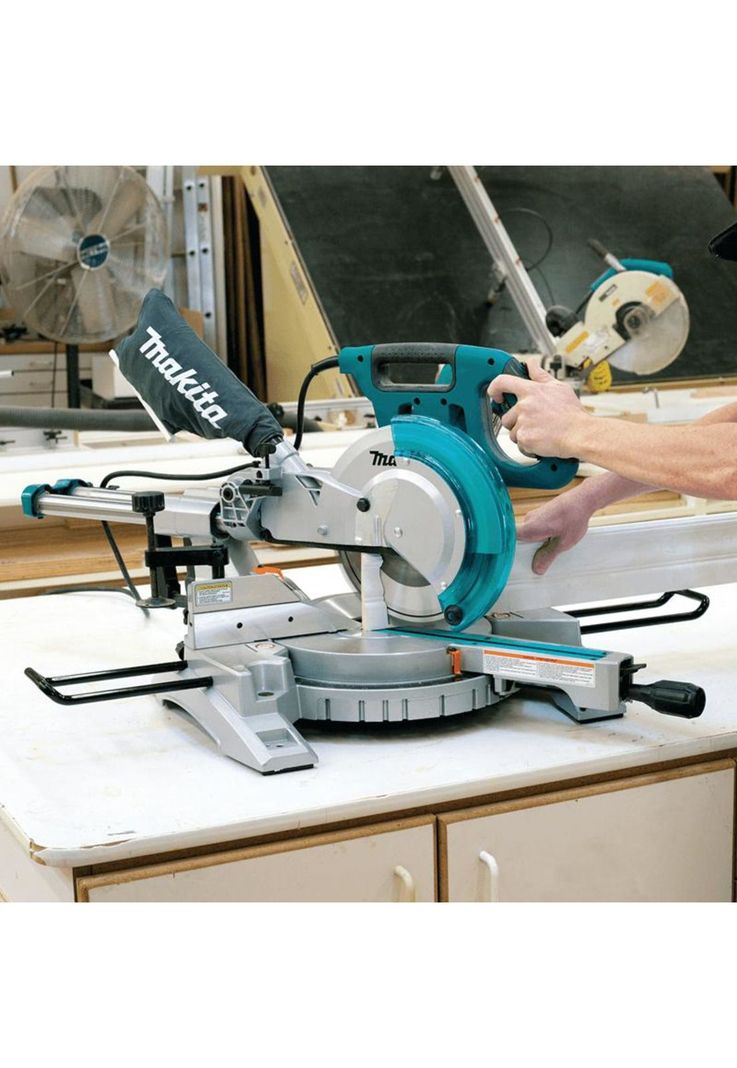 Sierra Ingletadora Telescópica 10'' (255 mm) con laser LS1018L Makita-1