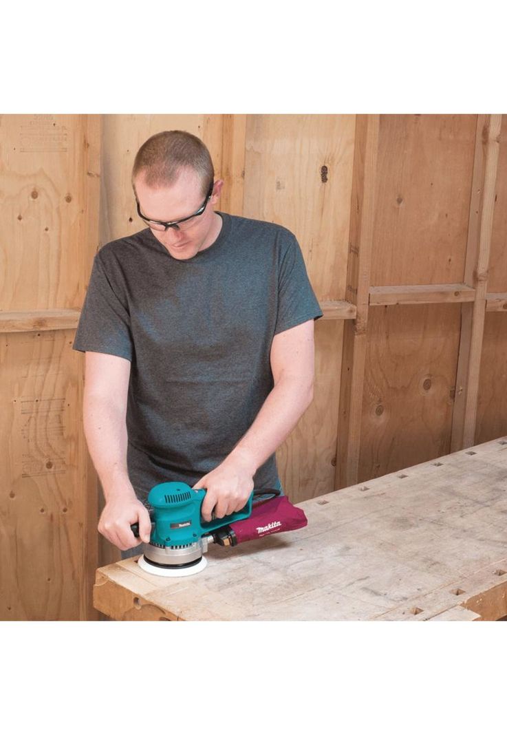 Lijadora Excéntrica 6" BO6030 Makita-1