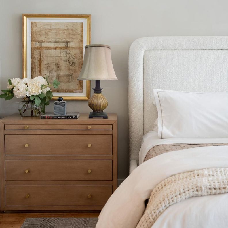 LÁMPARA SOBREMESA CLASICA BEIGE ENVEJECIDA E14 1X60W-1
