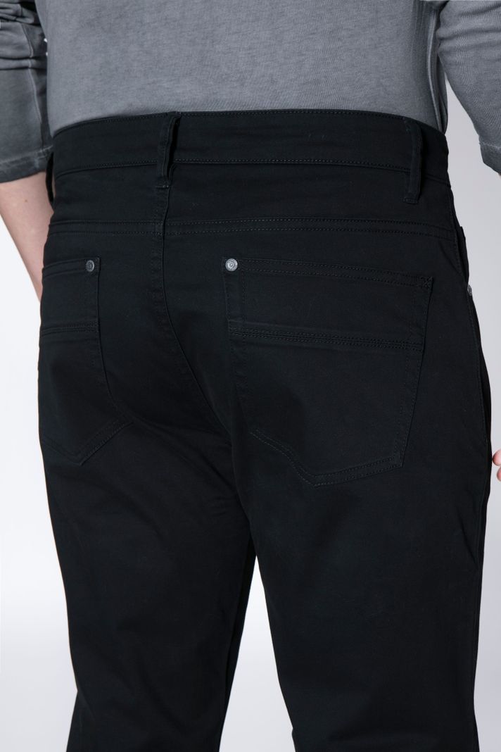 Pantalón Negro Five Pocket-4