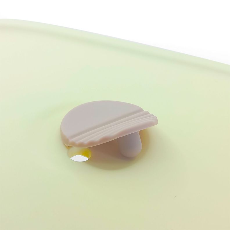 Plato de Silicona con Tapa BBPro: Práctico y Seguro para tu Bebé-2