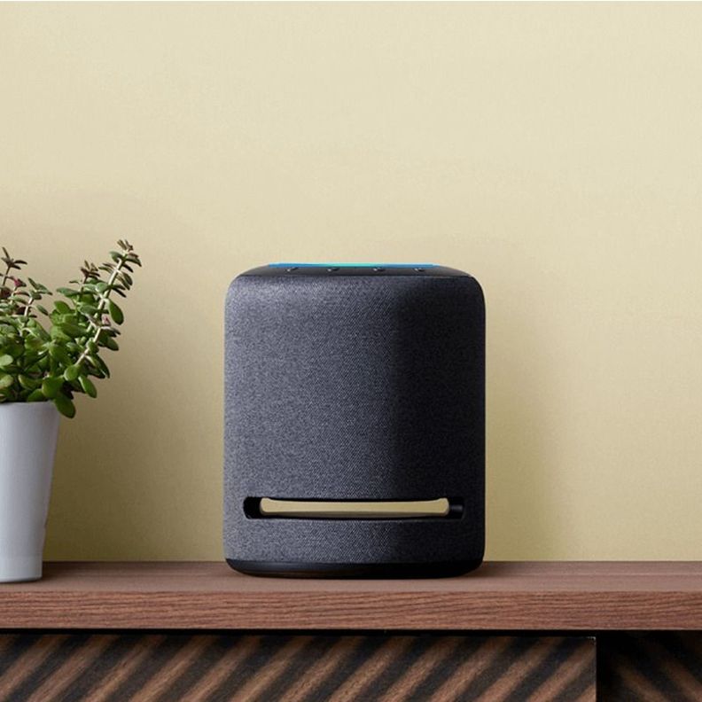 Amazon Echo Studio Alexa Color Negro Sonido Espectacular-3