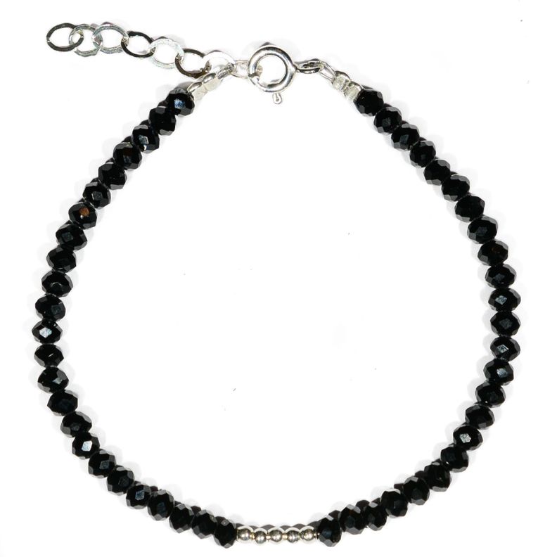 Pulsera de cristales negros con 5 bolitas de plata-0