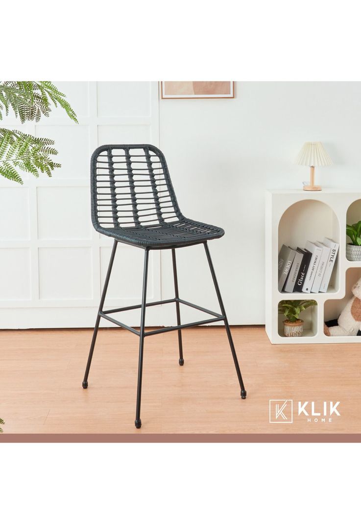 Taburete Alto de Terraza Rattan Grecia Color Negro-1