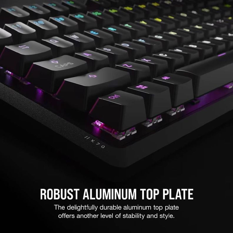 Teclado Gamer Mecánico Corsair K70 CORE RGB Negro-3