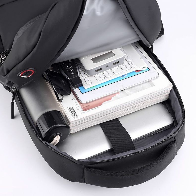 Mochila para Laptop impermeable con puerto USB-3