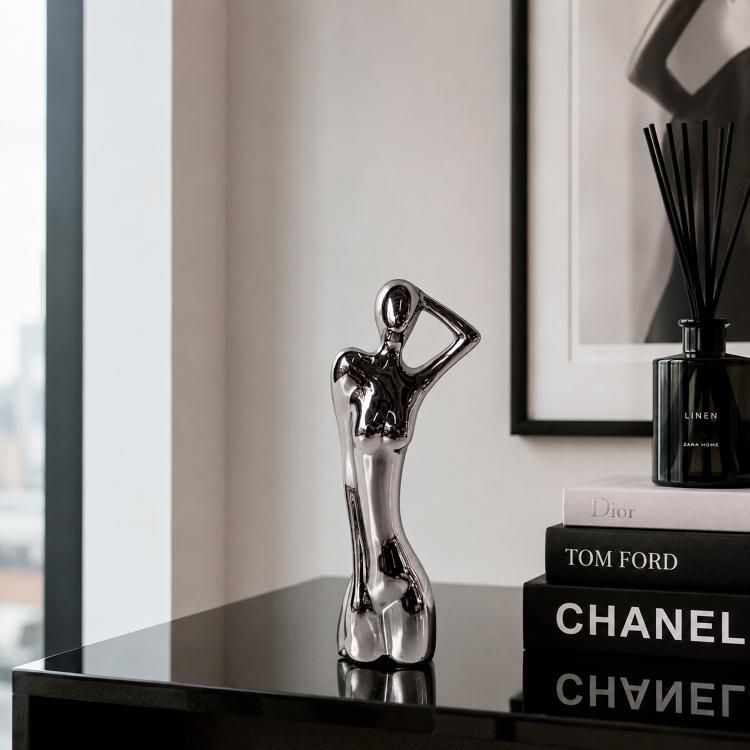 Figura Decorativa Mujer Marsella Silver Plateado Metalico