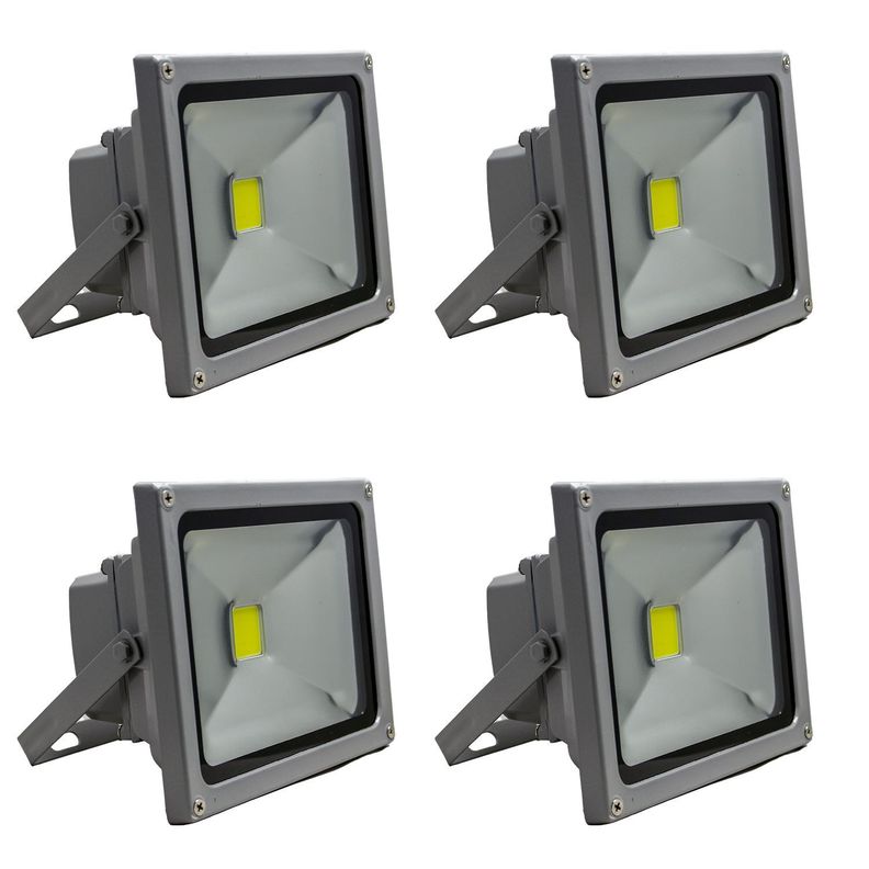 Focos Exterior de 30w. X 4 unidades. Luz Cálida-0