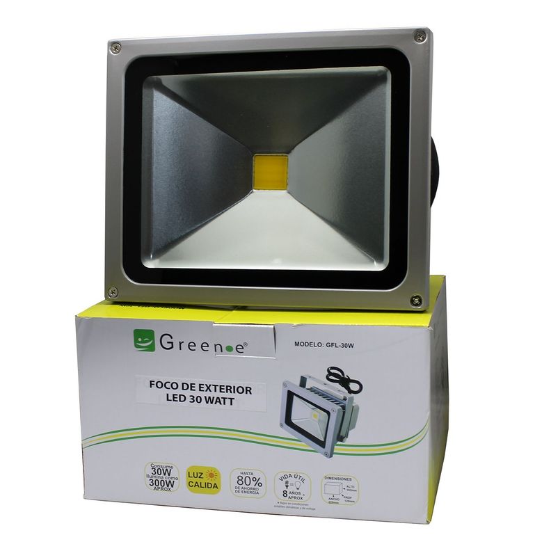 Focos Exterior de 30w. X 4 unidades. Luz Cálida-1