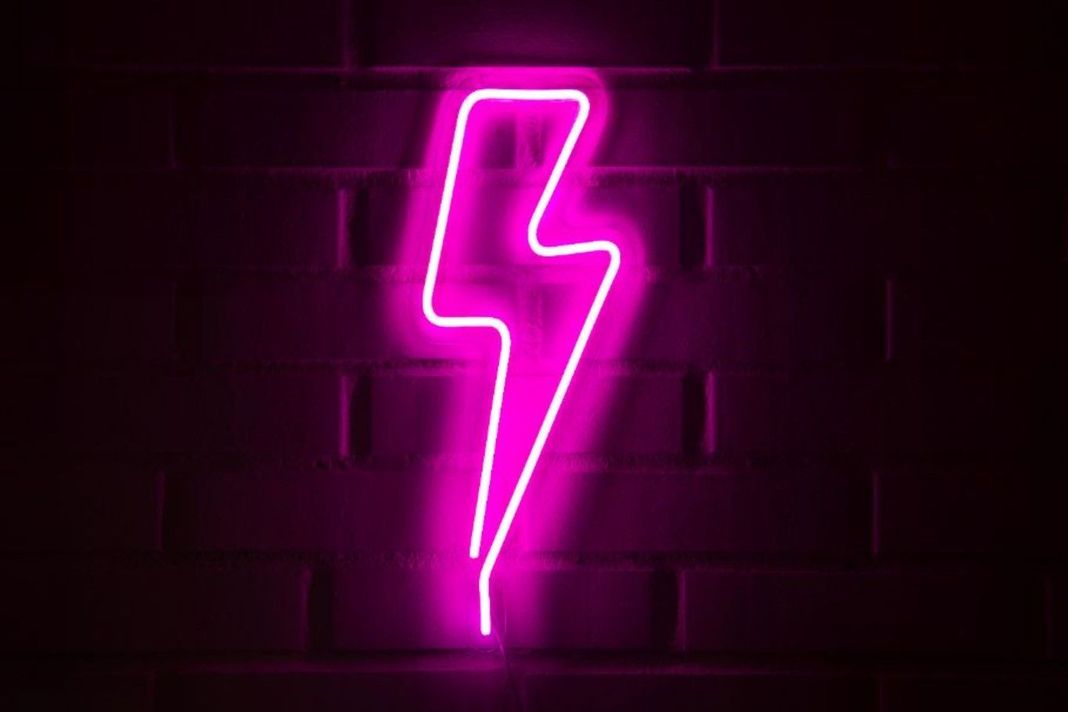 LETRERO ESTILO NEON RAYO GRANDE (ROSADO/USB/19,5x51cm)-1