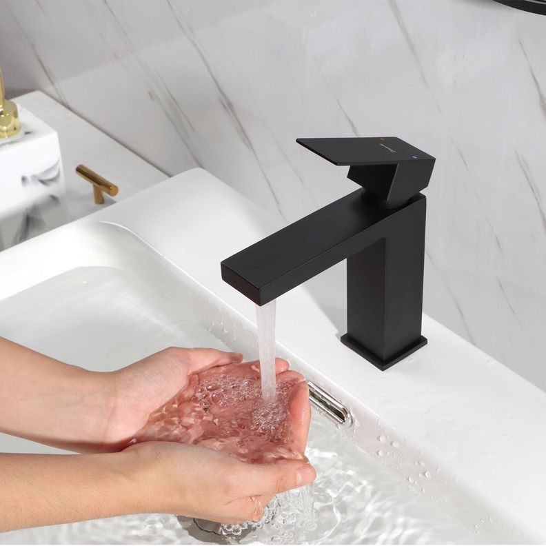 llave monomando de baño black ShootHome-4
