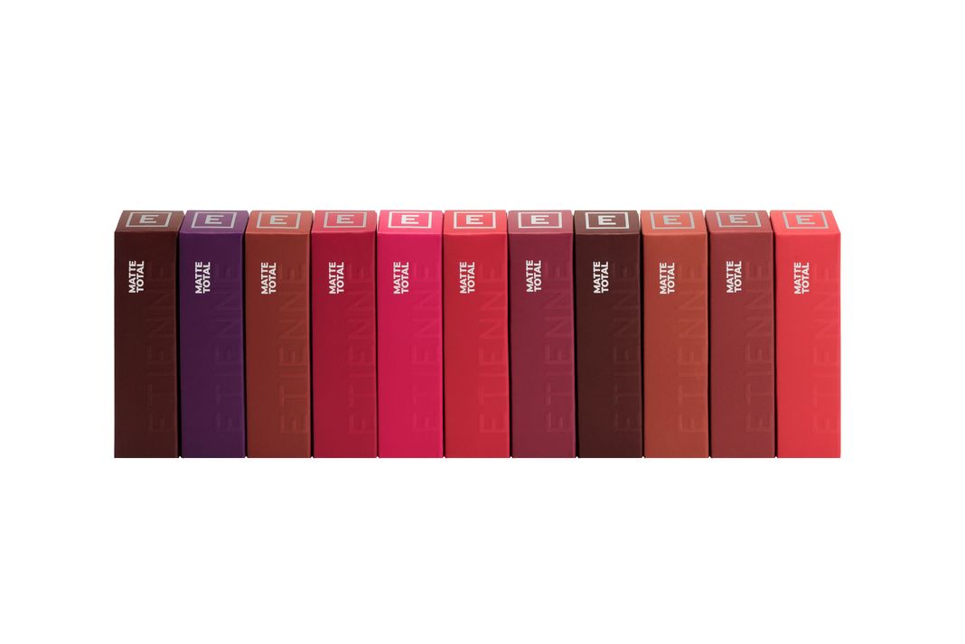 Labial en Barra Etienne Matte Total 08/L-2