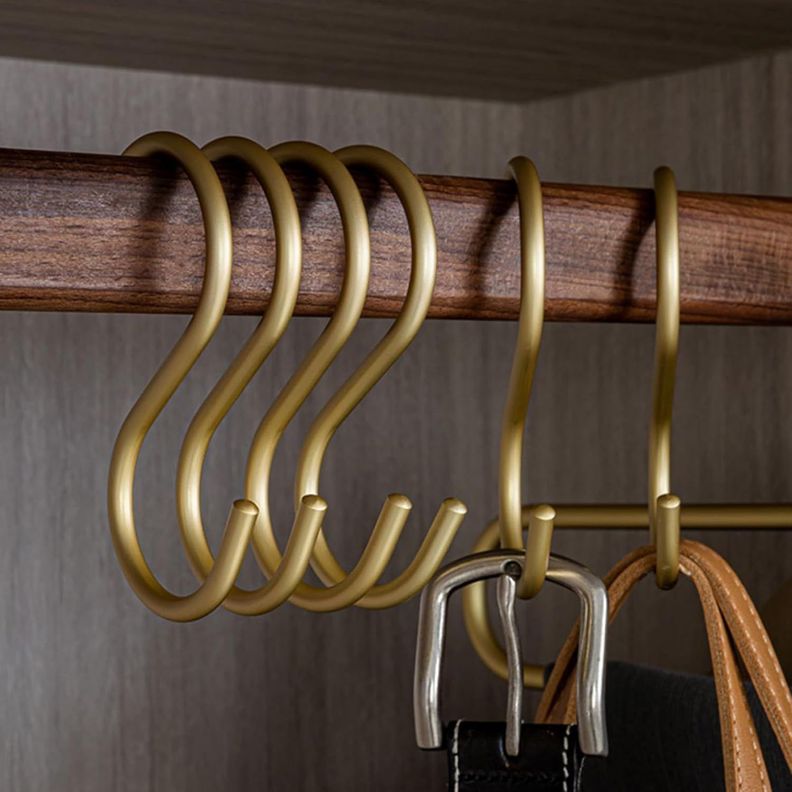 Set de 10 ganchos en forma de S de aluminio dorado 110x55 mm