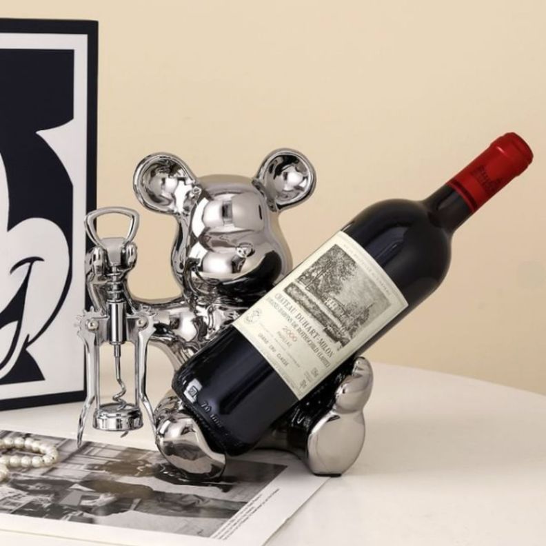 Sacacorchos, destapador y soporte para botellas figura de oso plateado