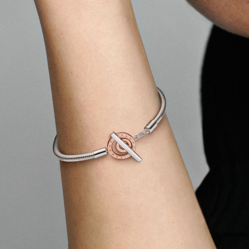 Brazalete Cadena Serpiente de Dos Tonos Barra-T Signature-2