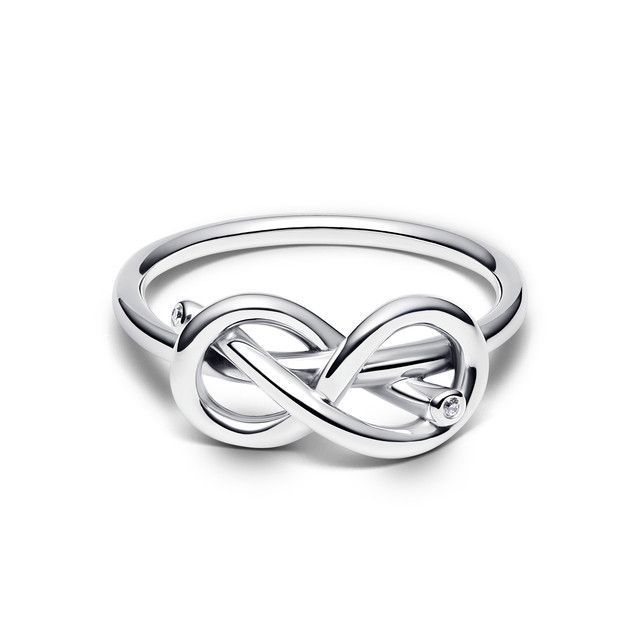 Anillo Nudo Infinito en Plata-0
