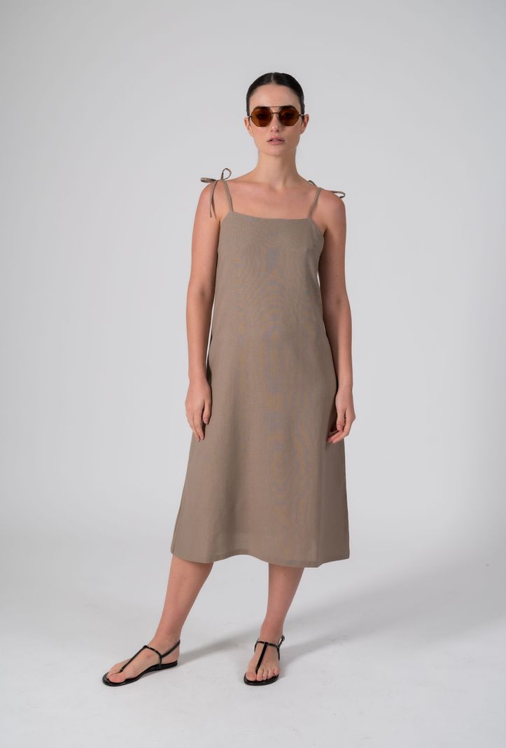 Vestido con lino color ocre -1