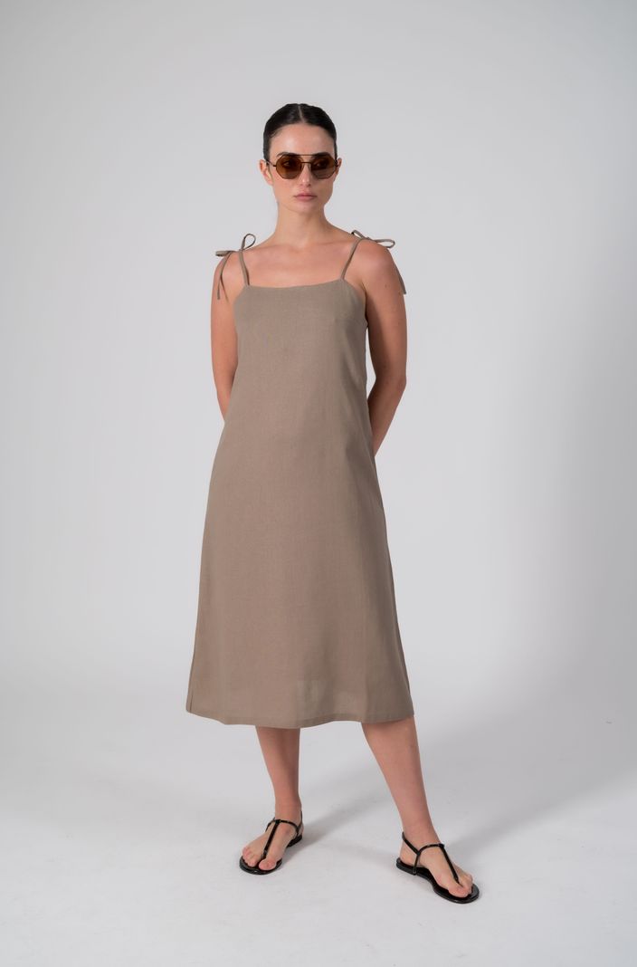 Vestido con lino color ocre -2