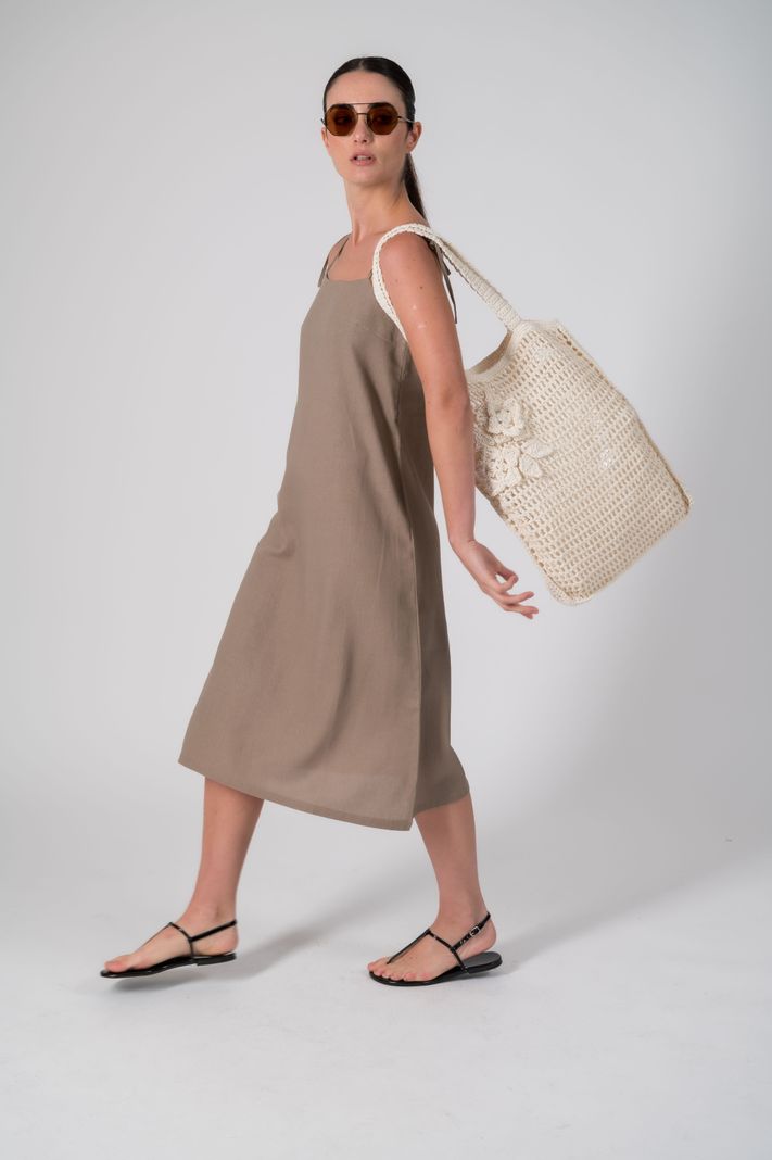 Vestido con lino color ocre -7