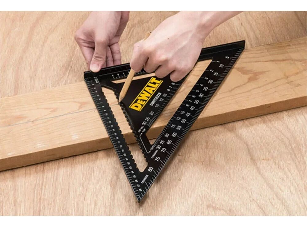 Escuadra metálica de 18cm Dewalt Dwht25227-0-5