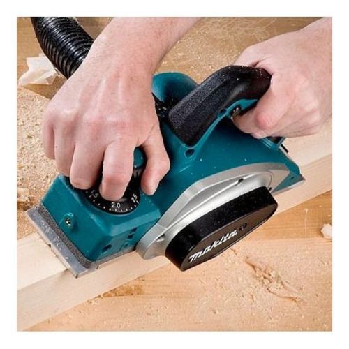 Cepillo Eléctrico 82mm (3-1/4'') 620w Kp0800 Makita-1