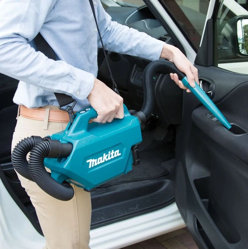 Aspiradora Inalámbrica Portátil 12v Makita Cl121dwa + Acc-1