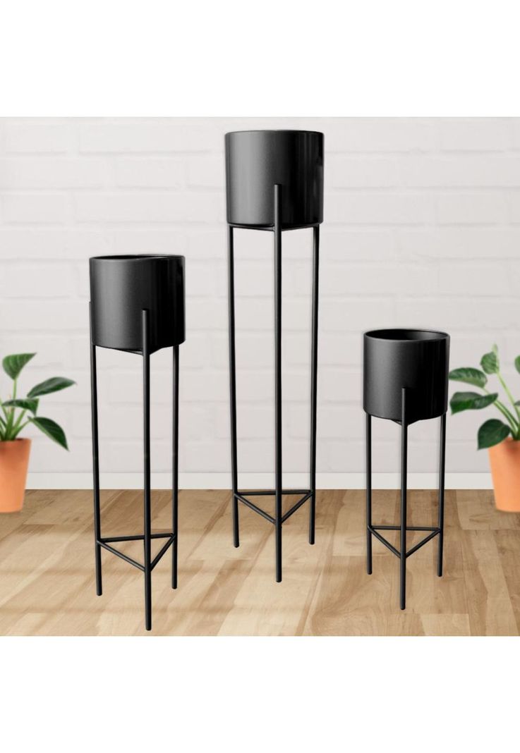Macetero Pedestal Negro Set de 3 Piezas-1