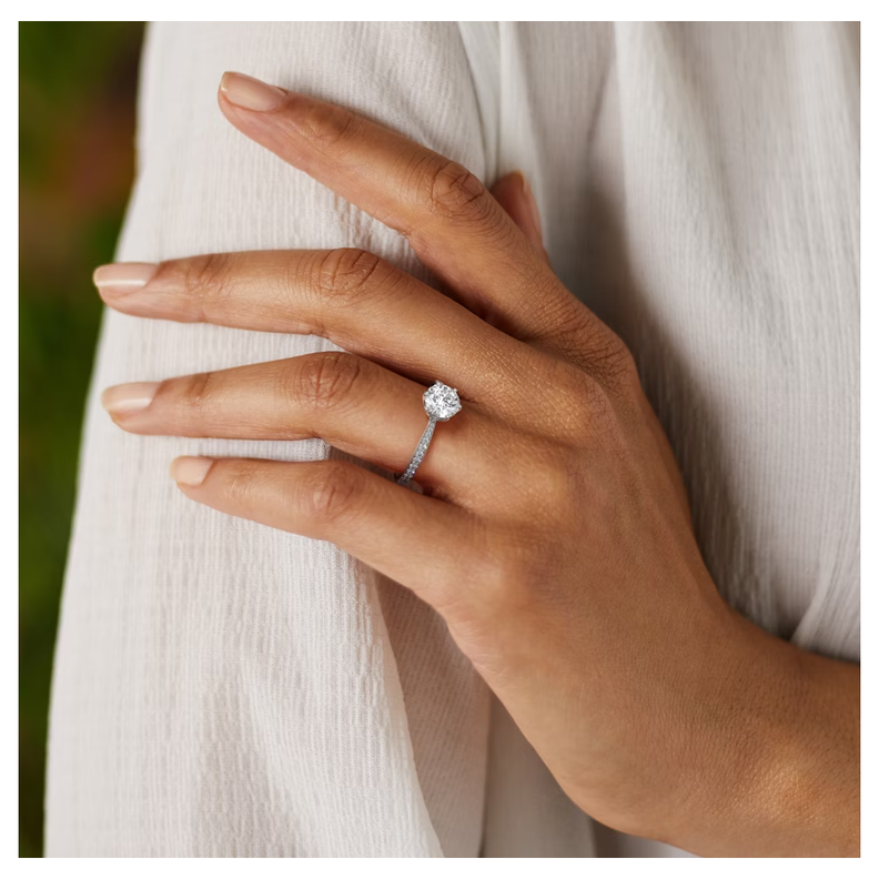 ANILLO DE COMPROMISO BRISA SERENA BOOMZAIR CON MOISSANITA 1.0 CT EN PLATA RODINADA-4