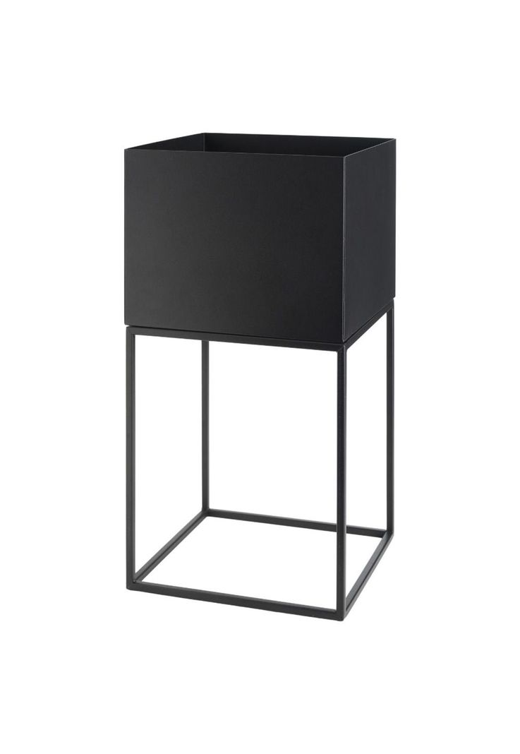 MACETERO METAL NEGRO 28X28X55-0