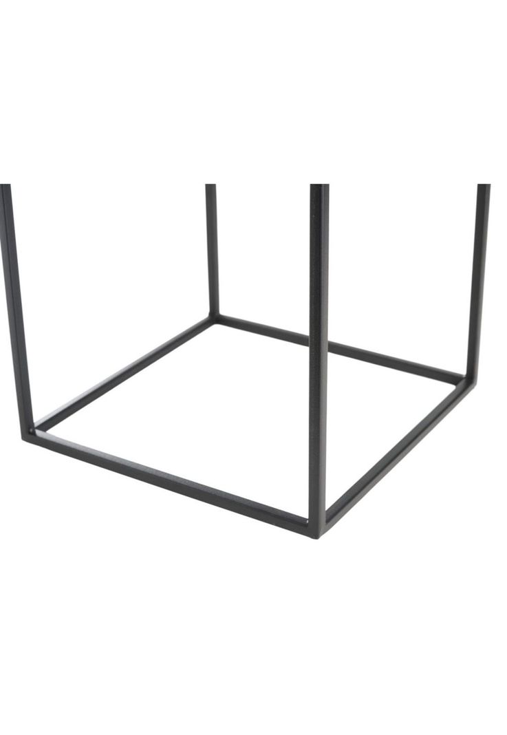 MACETERO METAL NEGRO 28X28X55-4