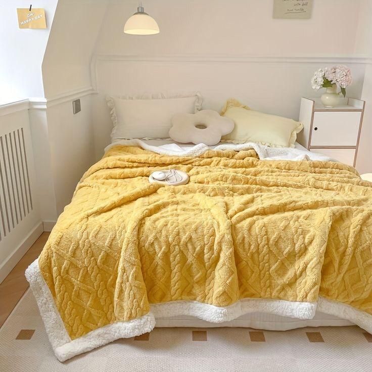 Frazada con chiporro 200x230cm - amarillo-0