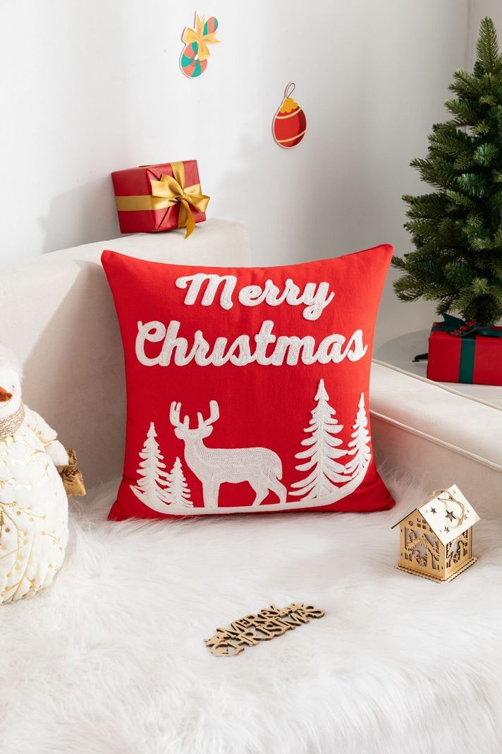 Cojín navideño con diseño bordado - D15-0