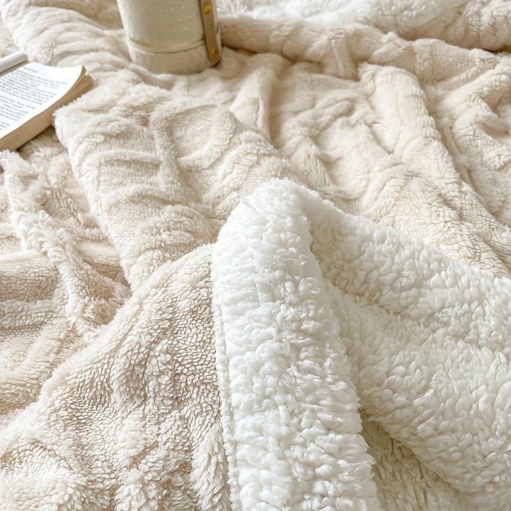 Frazada con chiporro 200x230cm - beige-1