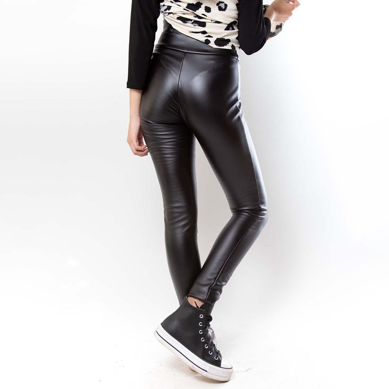 Calza Ecocuero Negro Natalia Seguel-1