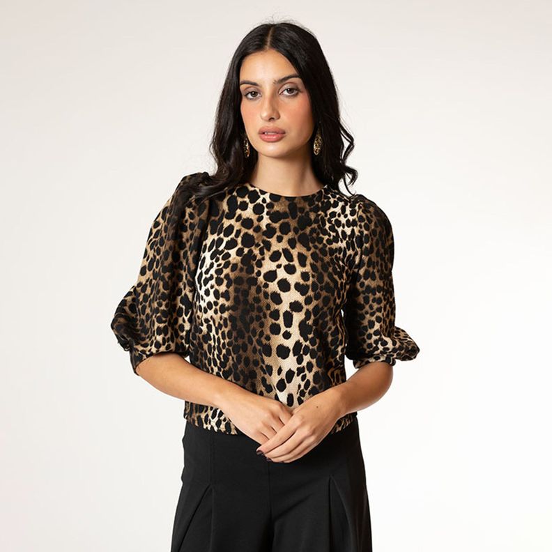 Polera Abril Manga Corta Animal Print Natalia Seguel-1