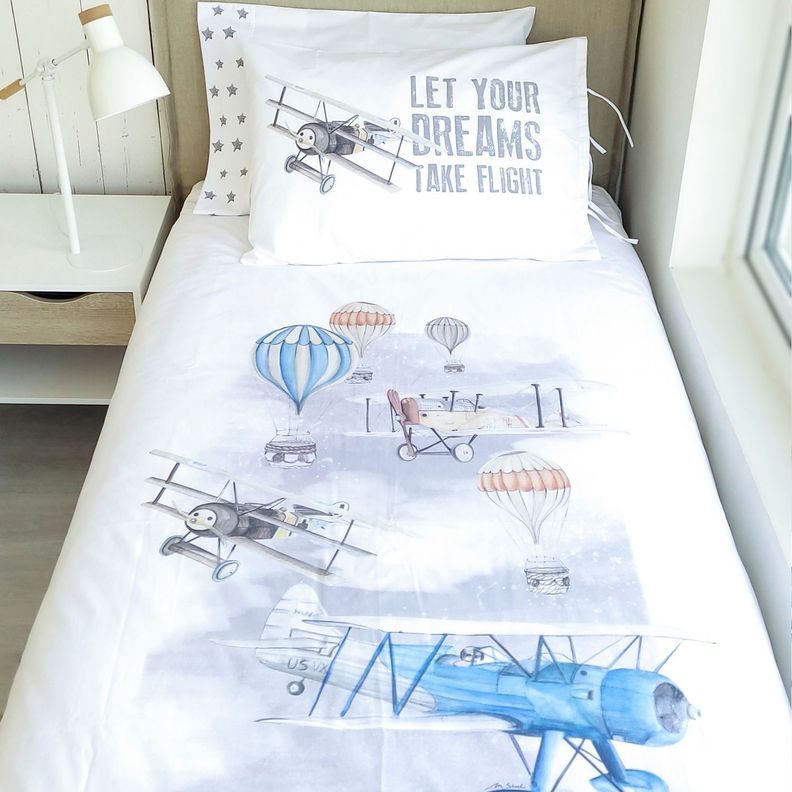 JUEGO DE CAMA FUNDA DE PLUMÓN + SABANA BAJERA + 4 FUNDAS ALMOHADA AVIONES Y GLOBOS SUPER KING-1