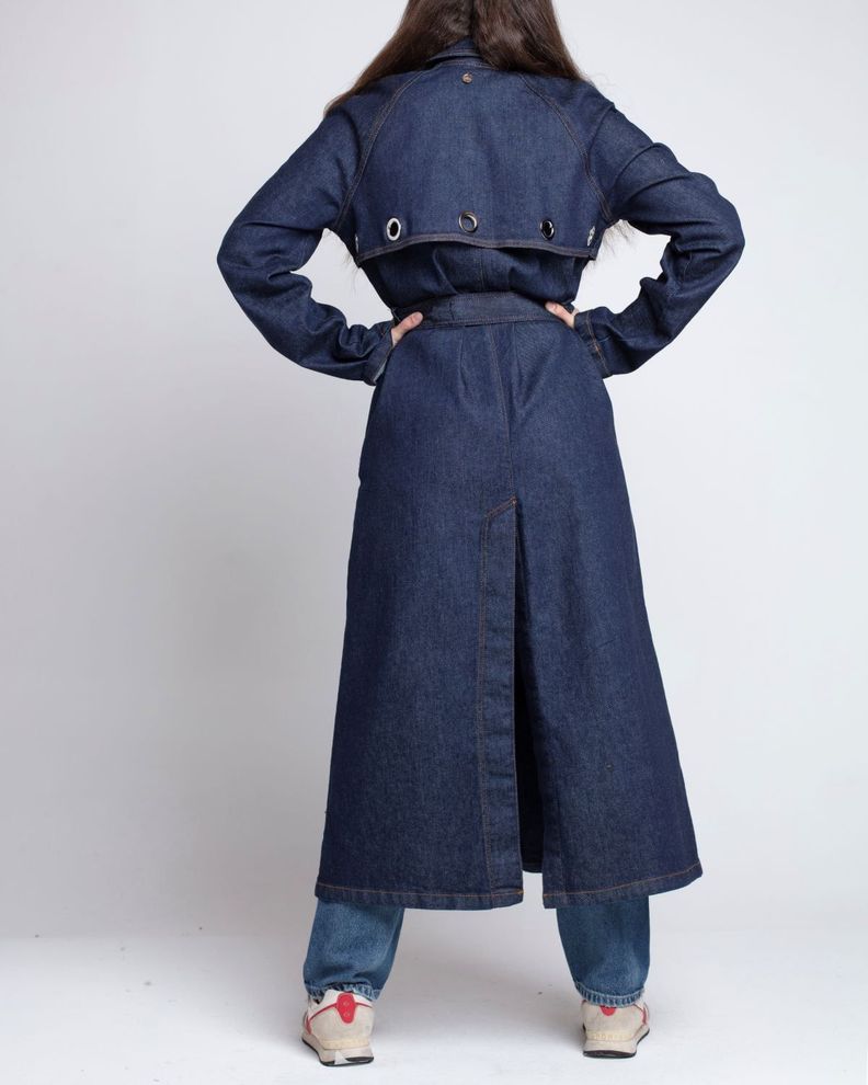 Impermeable con ojetillo denim-1