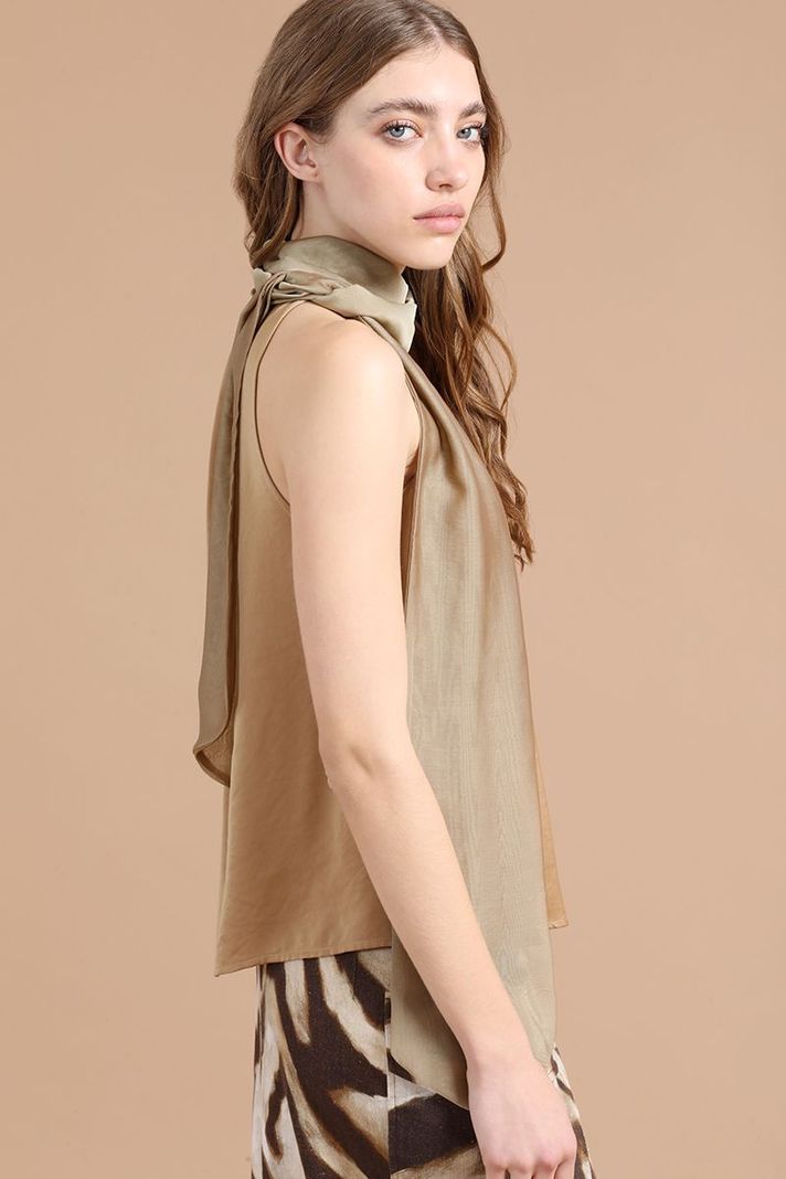 Top Satin Fluido Con Lazada En Cuello, Café Liola-2