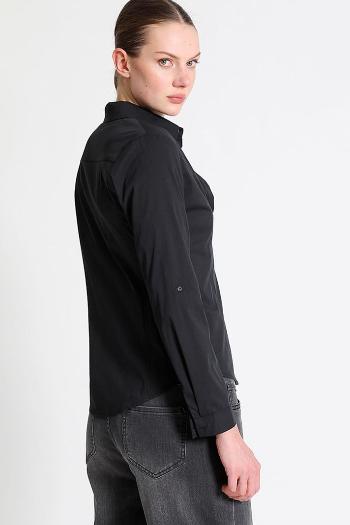 Blusa Camisera Entallada Negro Liola-3