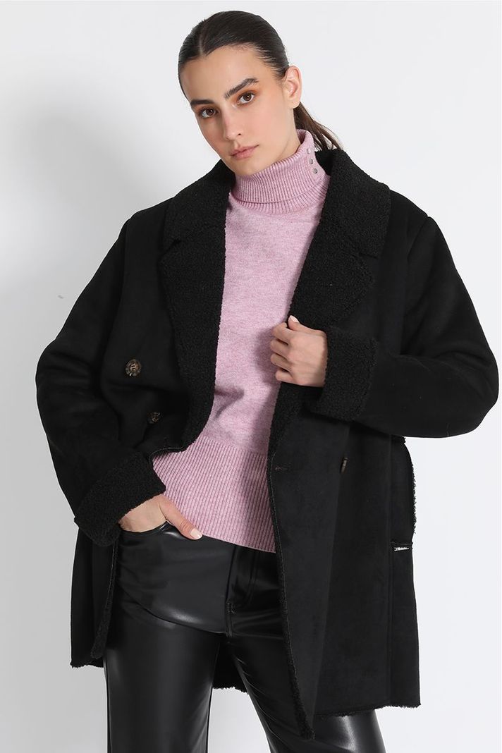 Chaquetón Recto Tipo Gamulan Negro Liola-4