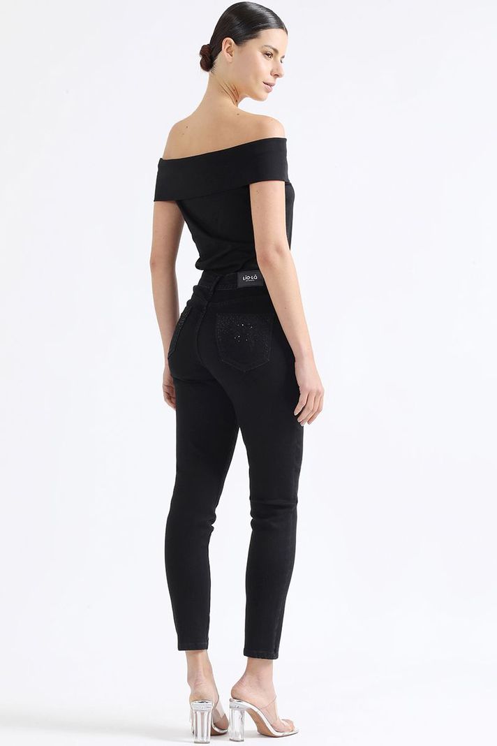 Jeans Color Skinny, Bordado, Tiro Medio, Negro Liola-4