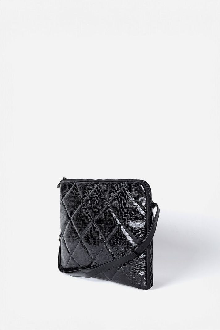 Bolso Laptop, Acolchado Piton, Efecto Cuero, Negro Liola-1