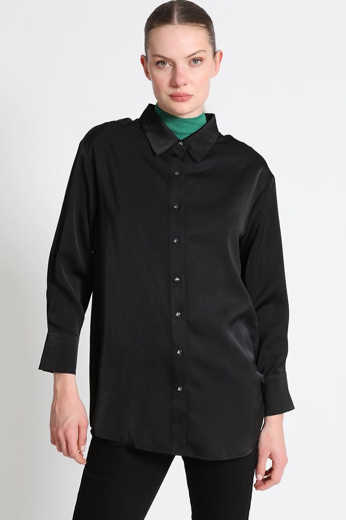 Blusa Camisera Básica Negro Liola-1