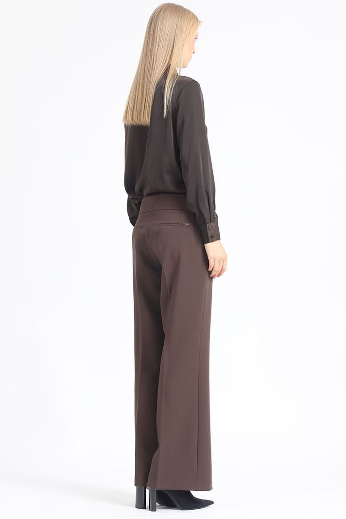 Pantalon Flare Tiro Alto, Abertura, Chocolate Liola-3