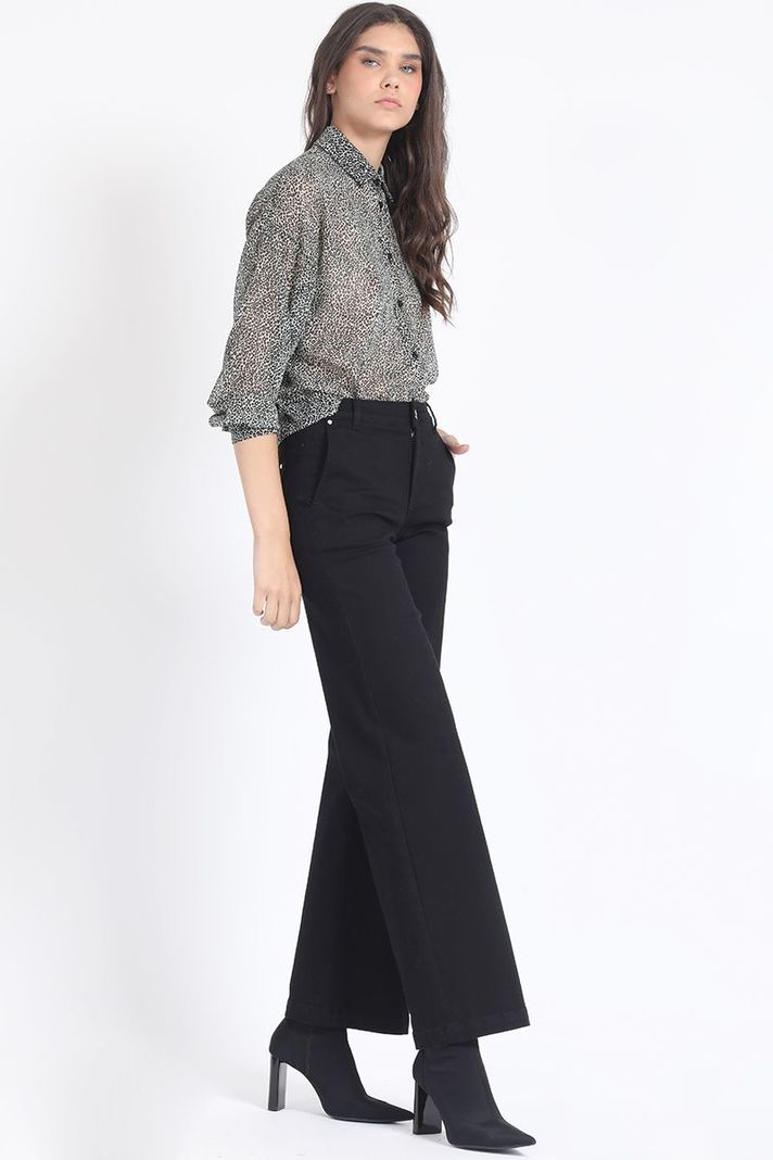 Jeans Straight Color, Tiro Medio, Con Bordado, Negro Liola-2