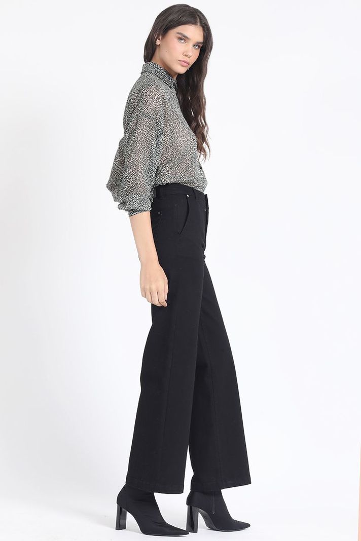 Jeans Straight Color, Tiro Medio, Con Bordado, Negro Liola-3