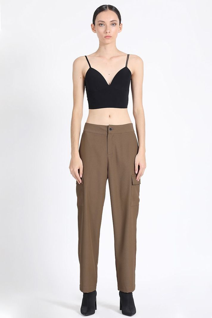 Pantalon Sastre Cargo, Tiro Medio, Café Liola-4