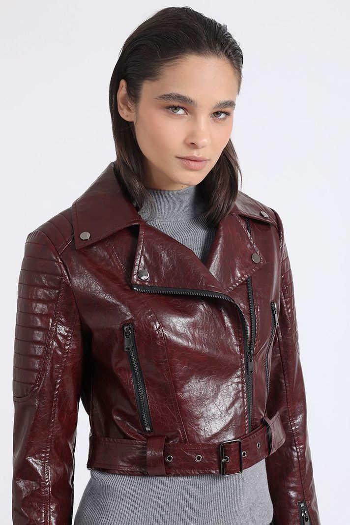 Chaqueta Crop Biker, Efecto Cuero, Burdeo Liola-1