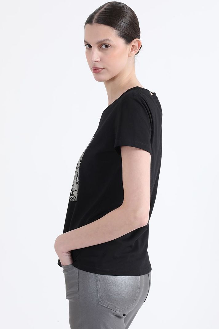 Polera Algodón Spandex, Con Estampado Folia, Negro  Liola-3