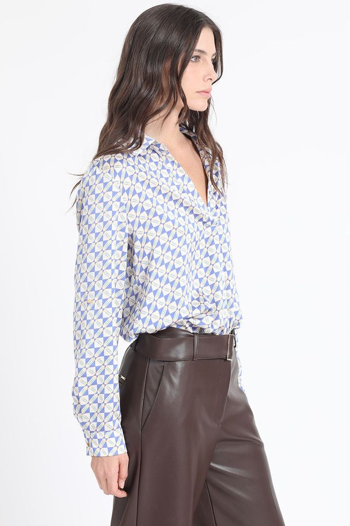 Blusa Satin Estampado Geo, Azul Liola-6